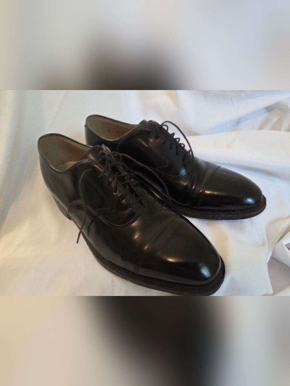 Johnston & Murphy US 9.5 Medium Cap Toe Oxford